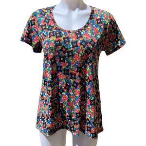 LuLaRoe Classic T shirt small NWT